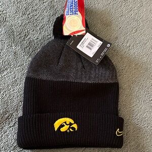 Nike Official Newday Iowa Hawkeyes Black and Gray Beanie with Pom new with tags